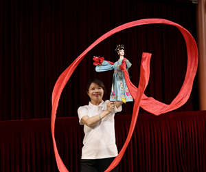 行进中国丨老祖宗的“手办”会演戏/