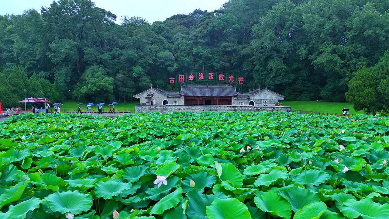 古田會議會址成了紅色旅游的熱門“打卡地”