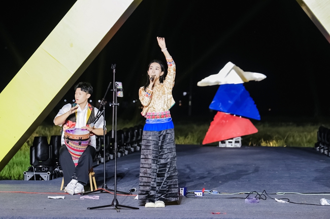 現場表演