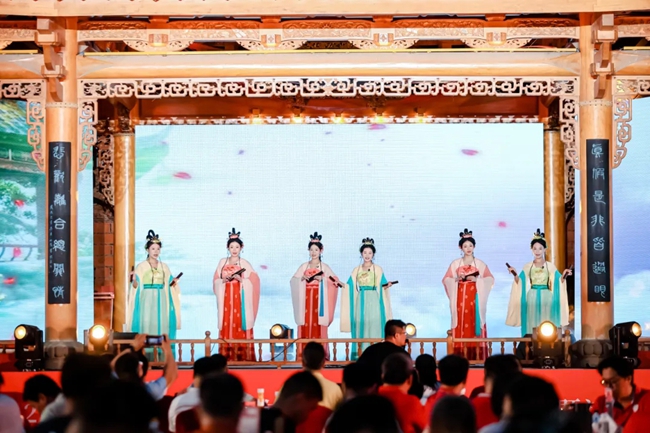 現場表演