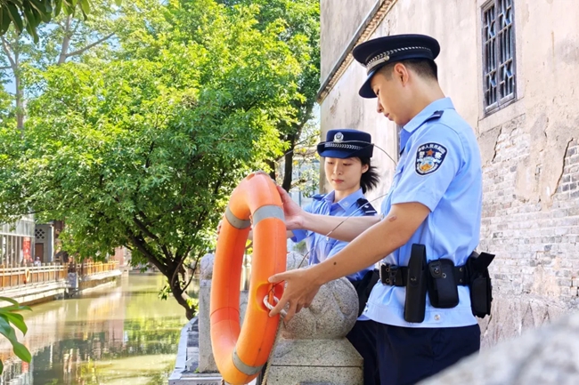 檢查安全設備