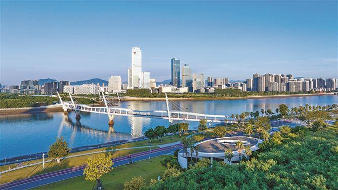 同安滨海新城大力发展科技服务、信息服务、科技研发、未来产业等产业链群。图为日新月异的同安滨海新城。