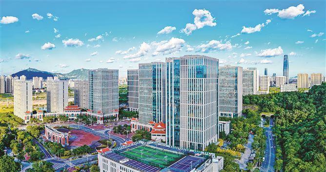 集美区加速培育产业新赛道。图为软件园三期。