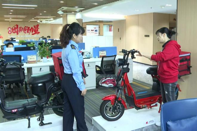 市場監管部門助力轄區新業態企業開展非公黨建工作等。湖裡市場監管局供圖