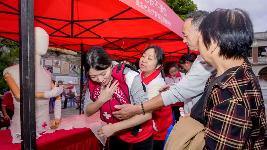思明区大同社区妇联微公益安全行动现场