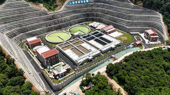 城东污水处理厂。黄东华摄