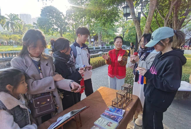 南音乐器演奏体验