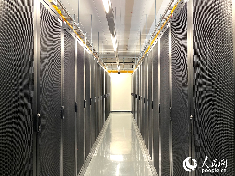 中国联通福州智・云数据中心机房。人民网记者 陈蓝燕摄