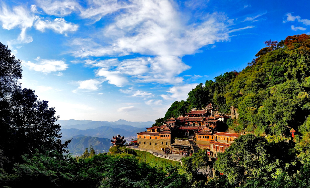 清水岩。黄东华摄