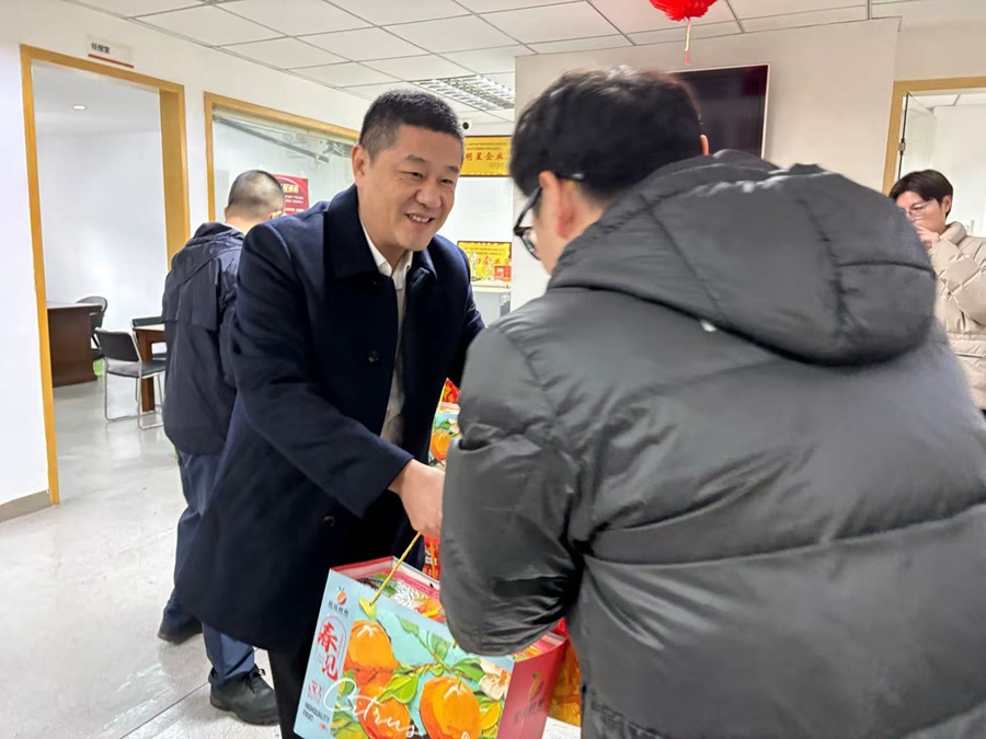 平安产险福建分公司党委书记，总经理曹旭向县域一线奋斗者送上新春祝福。
