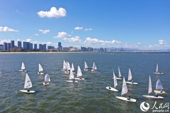 在同安举办的全国青少年帆船联赛(资料图)。人民网记者 陈博摄