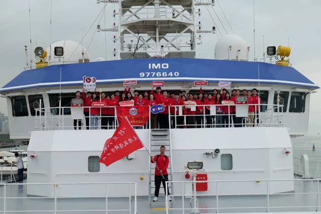 2023年，“行见八闽”大思政课研学实践圈试点建设正式启动，4月1日，厦门大学学生在“嘉庚号”上开展研学实践