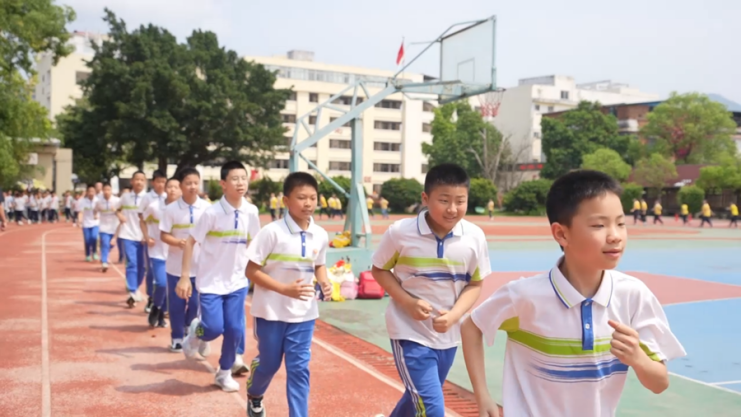 漳州南靖：以体育赋能“双减”筑牢学生成长基石(图1)