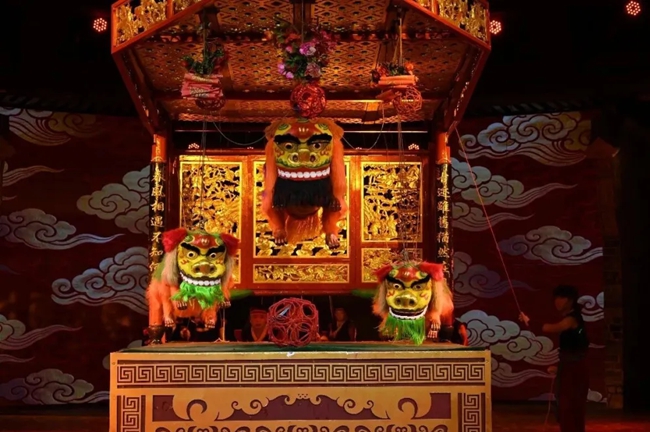 现场表演