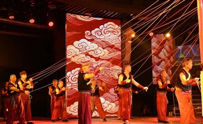 现场表演
