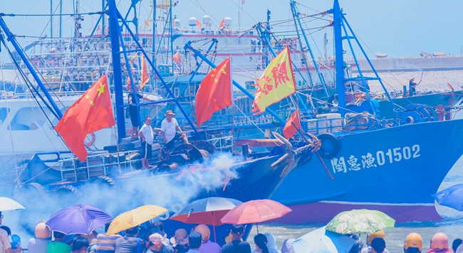 崇武国家中心渔港千帆竞发齐争“鲜”