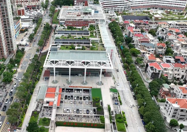 泉州市福医二院东海院区通过将东侧主通道优化为单向通行，提升通行效率