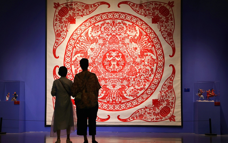 匯集兩岸名家作品 “中華情·中國夢”民間工藝主題展在廈門開展