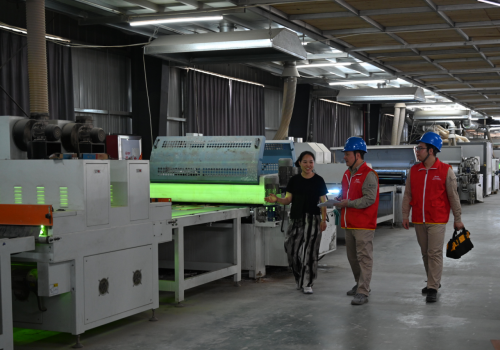 國網邵武市供電公司員工在園區企業走訪