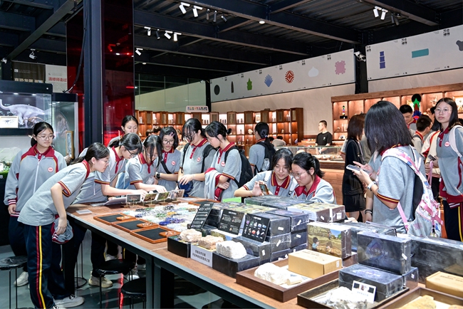 英良工業旅游研學