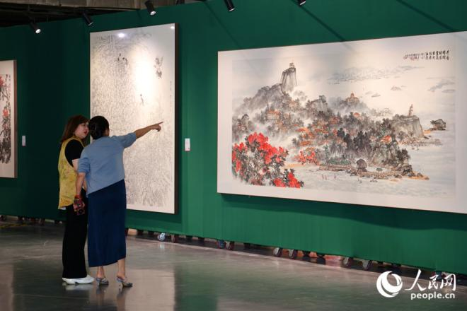 展品中有不少观众们熟悉的厦门元素。人民网记者 陈博摄
