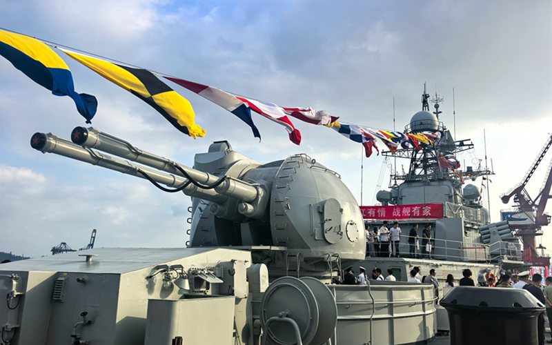 軍民共敘魚水情！“福州艦”回家了