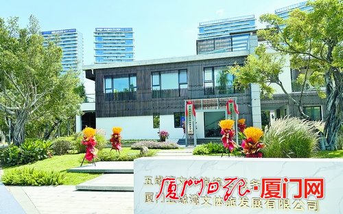 五缘湾文体旅综合服务中心将提供全面、快捷、优质的一条龙服务。
