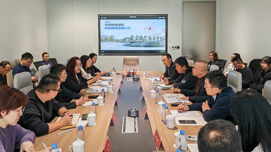 泉州市委網信辦針對企業痛點難點，指導安踏、九牧等重點企業建立“應對網絡侵權信息協同工作機制”。